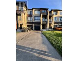 10 BLUE FOREST CRESCENT, Barrie, Ontario