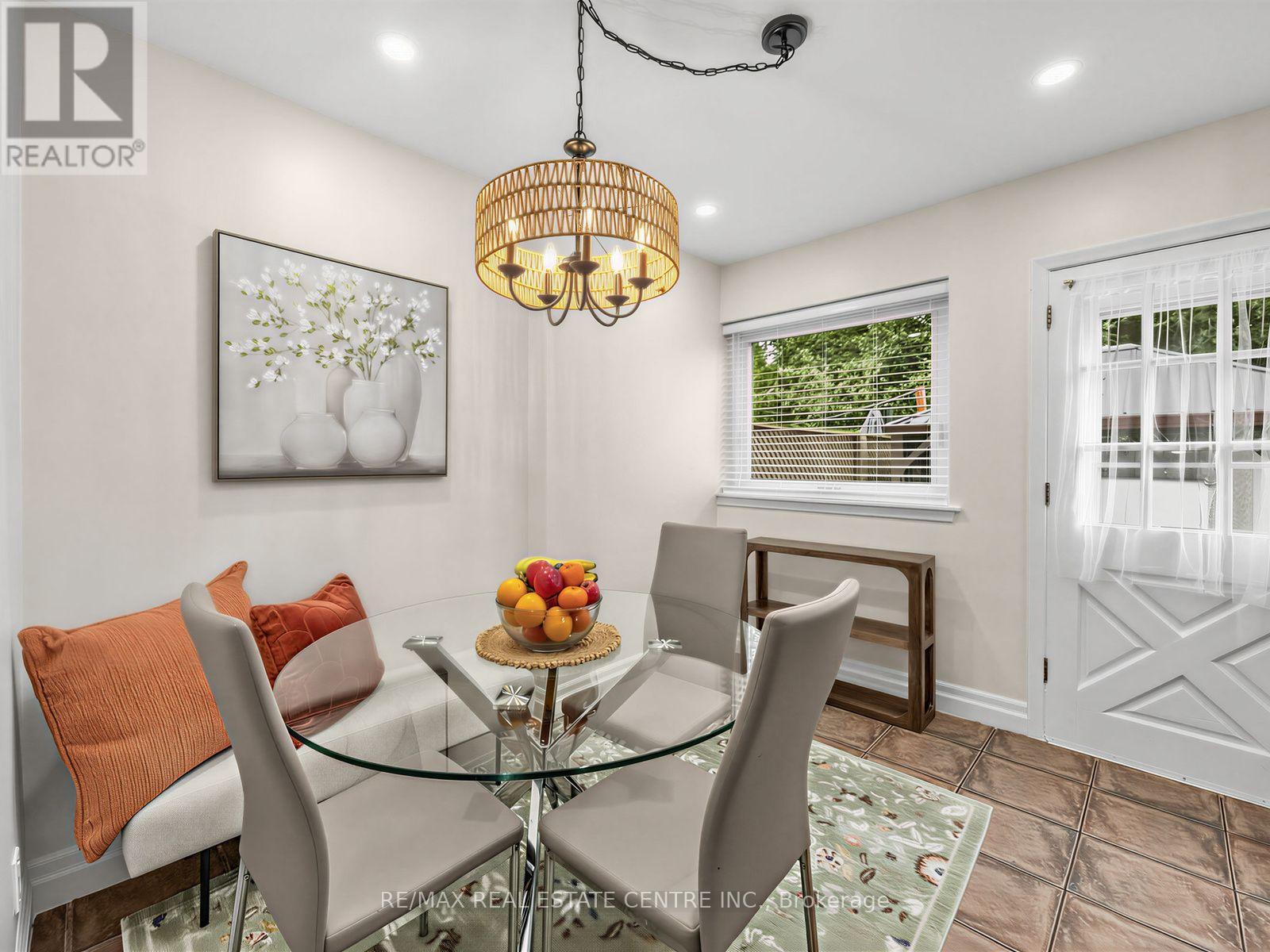 2475 Brookhurst Road, Mississauga, Ontario  L5J 1R4 - Photo 11 - W13849816