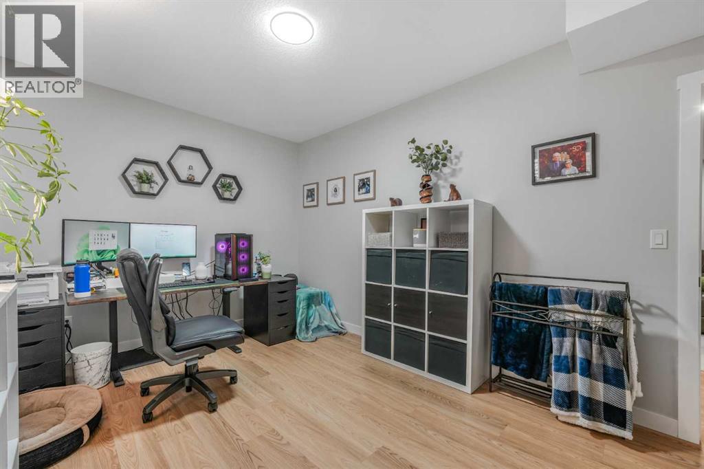 58 Creekside Avenue SW, Calgary, Alberta  T2X 4A9 - Photo 40 - A2348771