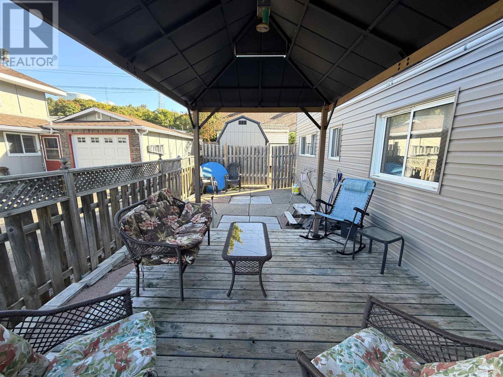 1 Joubin Rd, Elliot Lake, Ontario P5A 1V7 - Photo 5 - SM262724