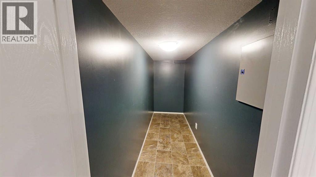 3110, 7201 Poplar Drive