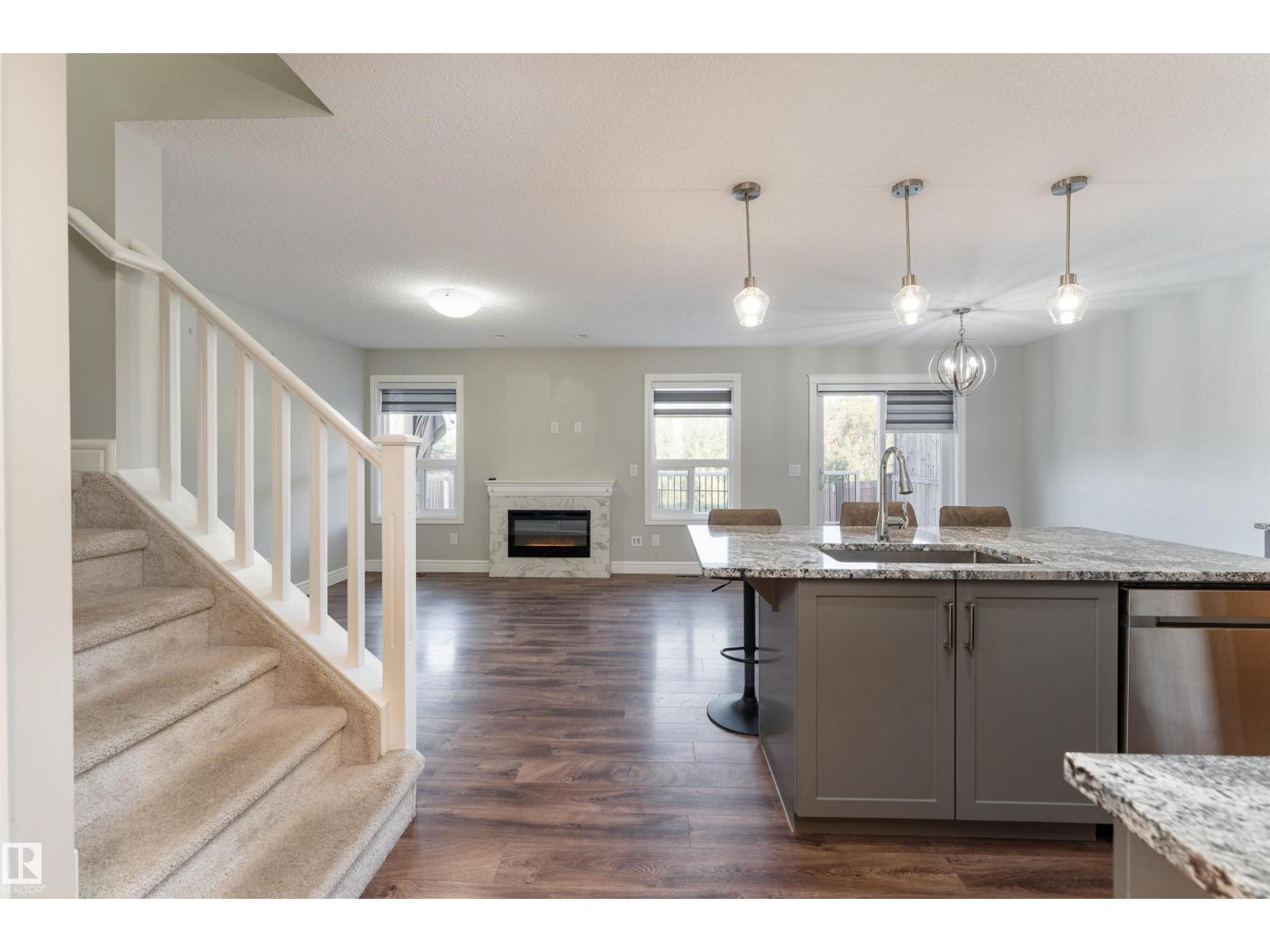3885 Robins Cr Nw, Edmonton, Alberta  T5S 0M8 - Photo 10 - E4510749