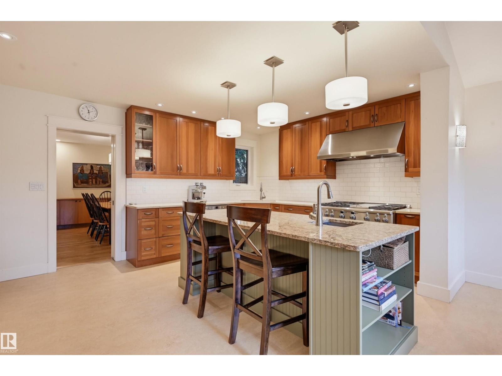 9130 118 ST NW