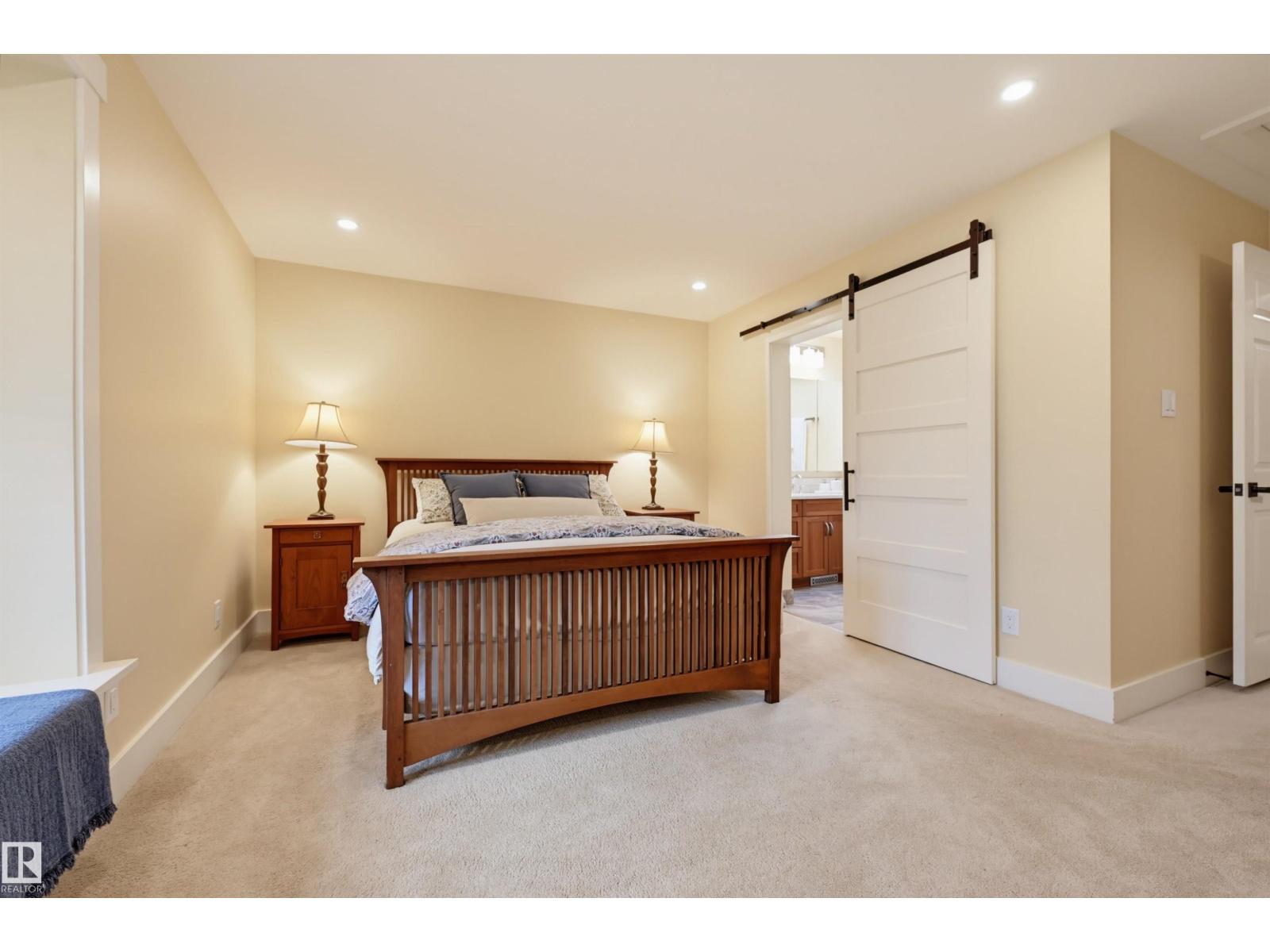 9130 118 ST NW
