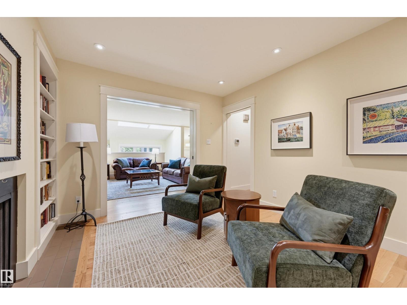 9130 118 ST NW