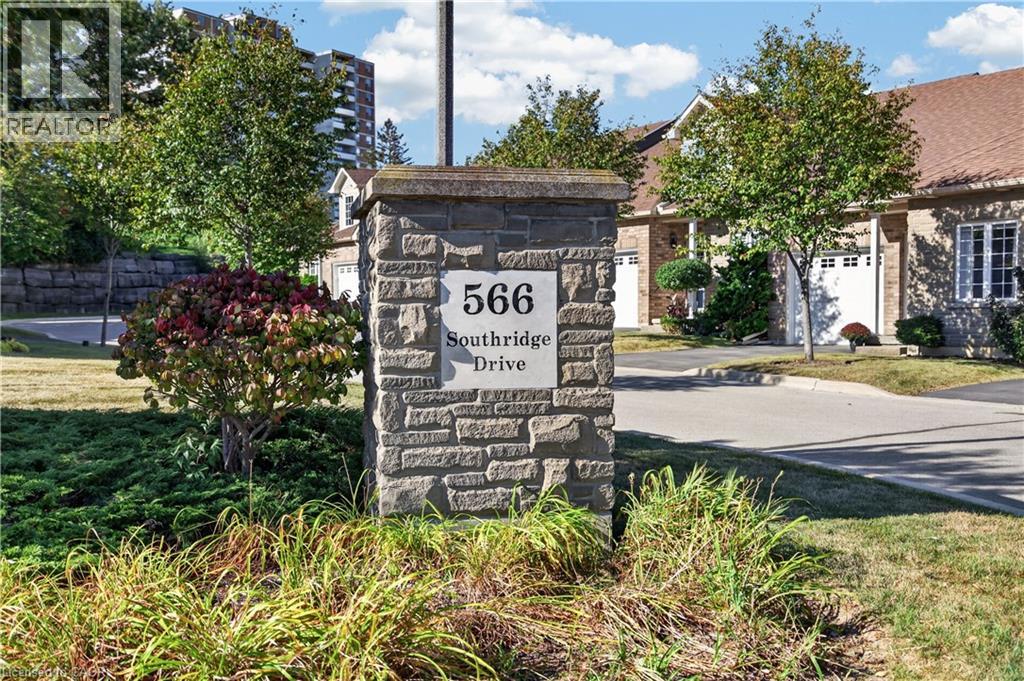 566 Southridge Drive Unit# 65, Hamilton, Ontario  L9C 7W5 - Photo 30 - 40865114