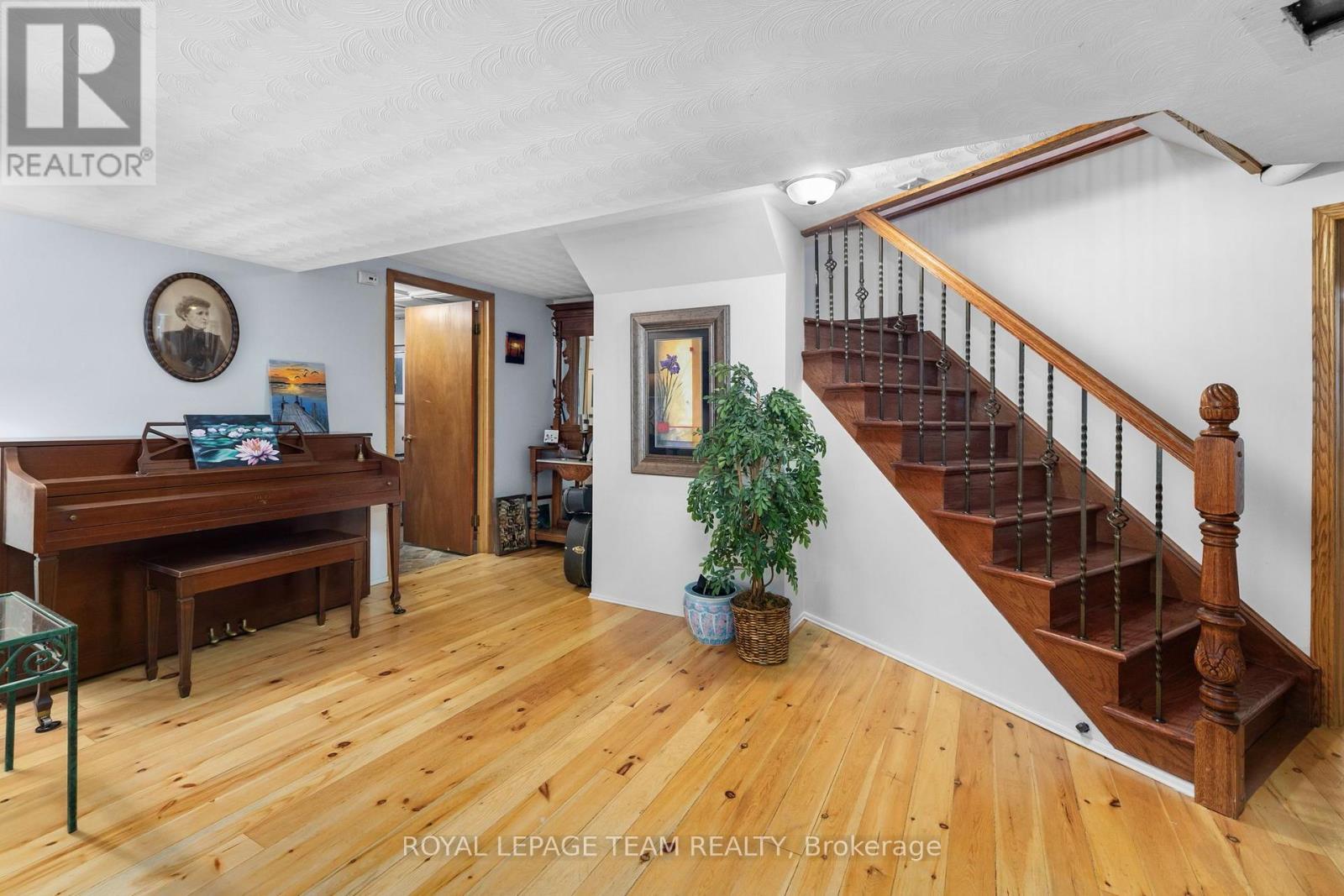 6100 Gough Road, Ottawa, Ontario  K4M 1B2 - Photo 20 - X13849942