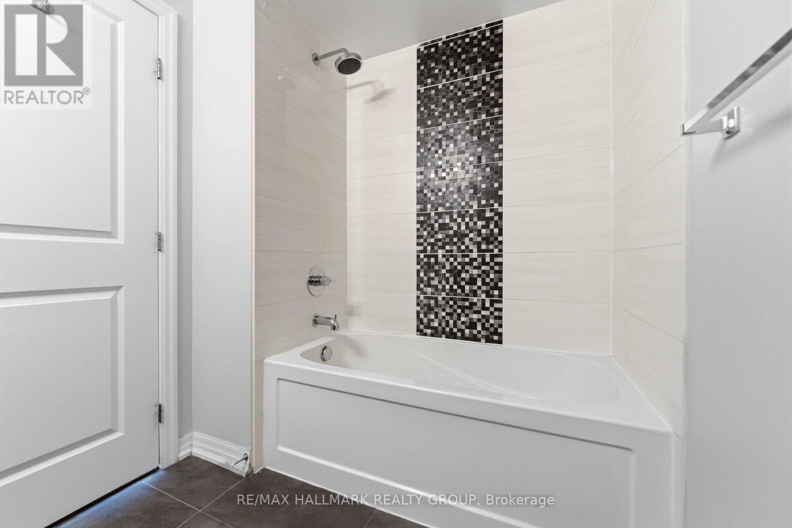 1402 - 195 Besserer Street, Ottawa, Ontario  K1N 0B6 - Photo 27 - X13849972