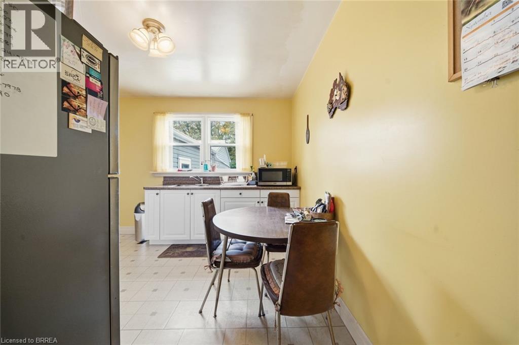 111 Silver Street, Paris, Ontario  N3L 1V2 - Photo 20 - 40866854