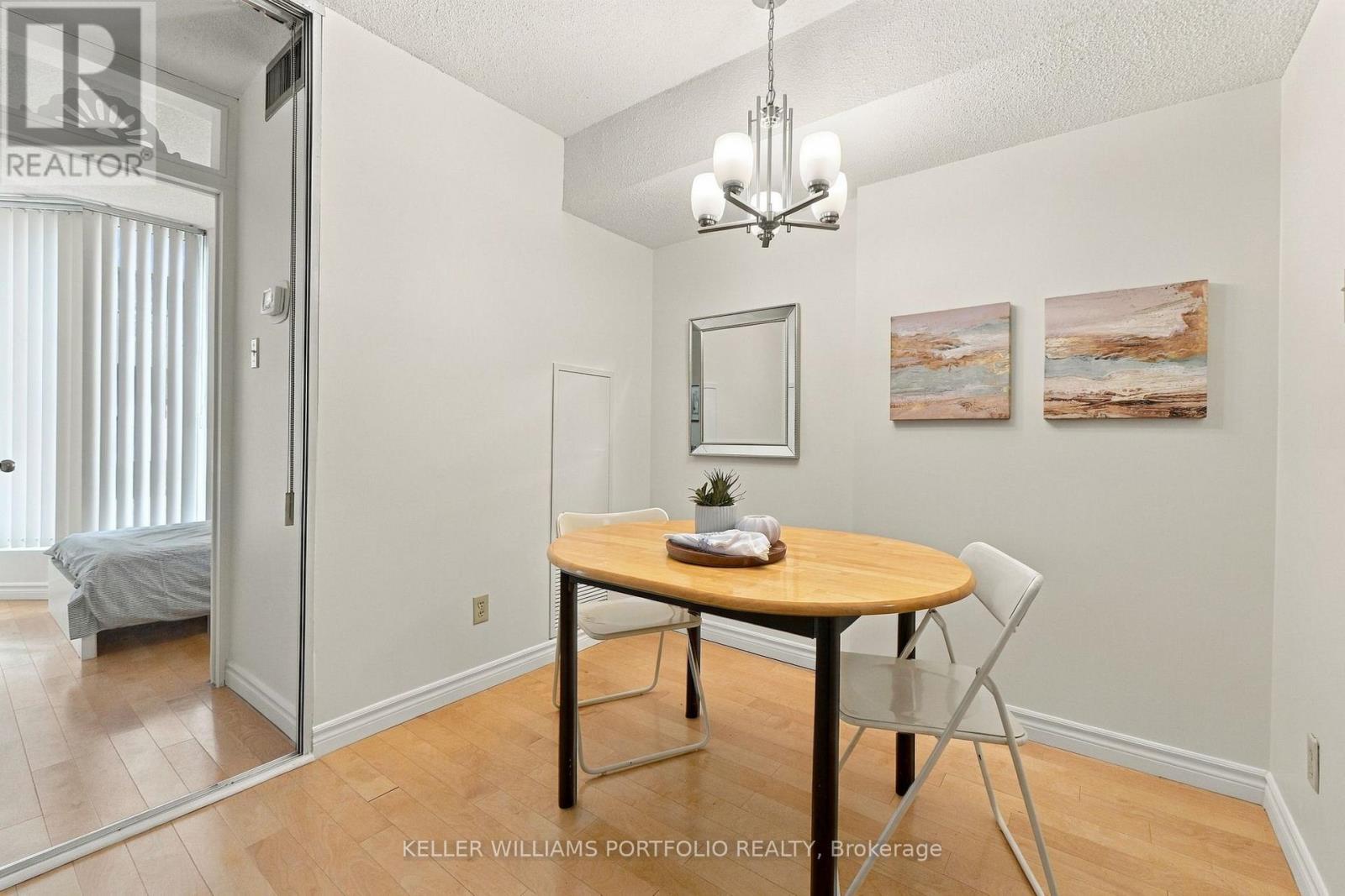 2304 - 55 Centre Avenue, Toronto, Ontario  M5G 2H5 - Photo 7 - C13849934