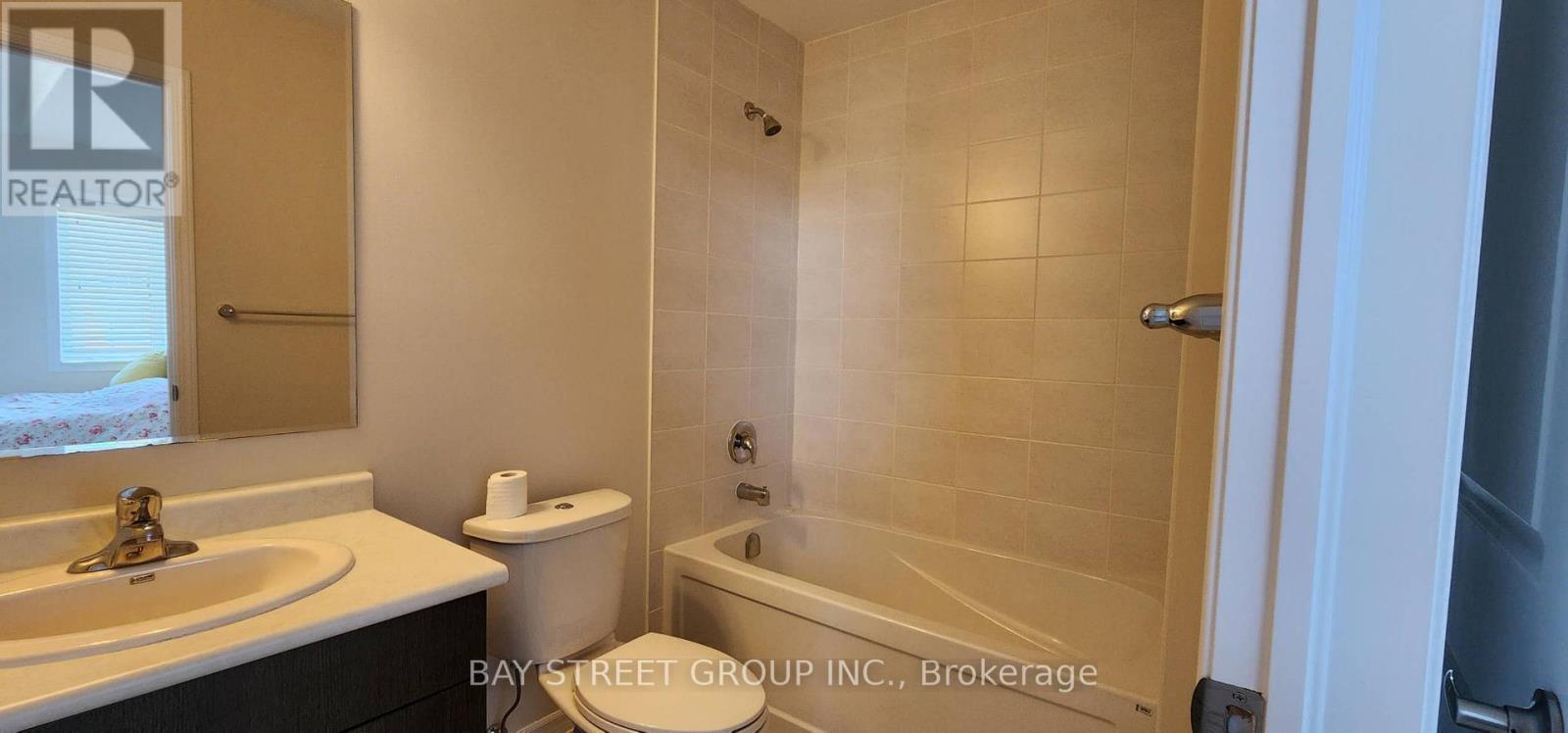 246 Degraaf Crescent, Aurora, Ontario  L4G 0X1 - Photo 21 - N13849950