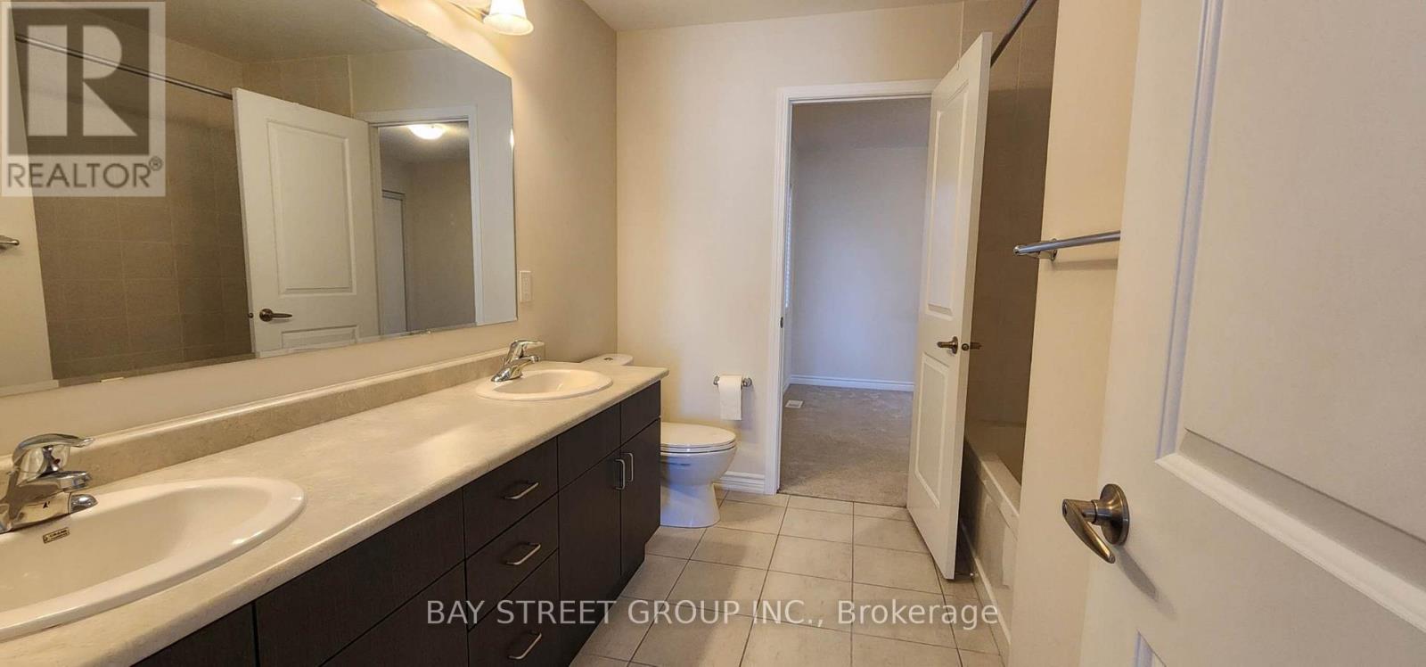 246 Degraaf Crescent, Aurora, Ontario  L4G 0X1 - Photo 22 - N13849950