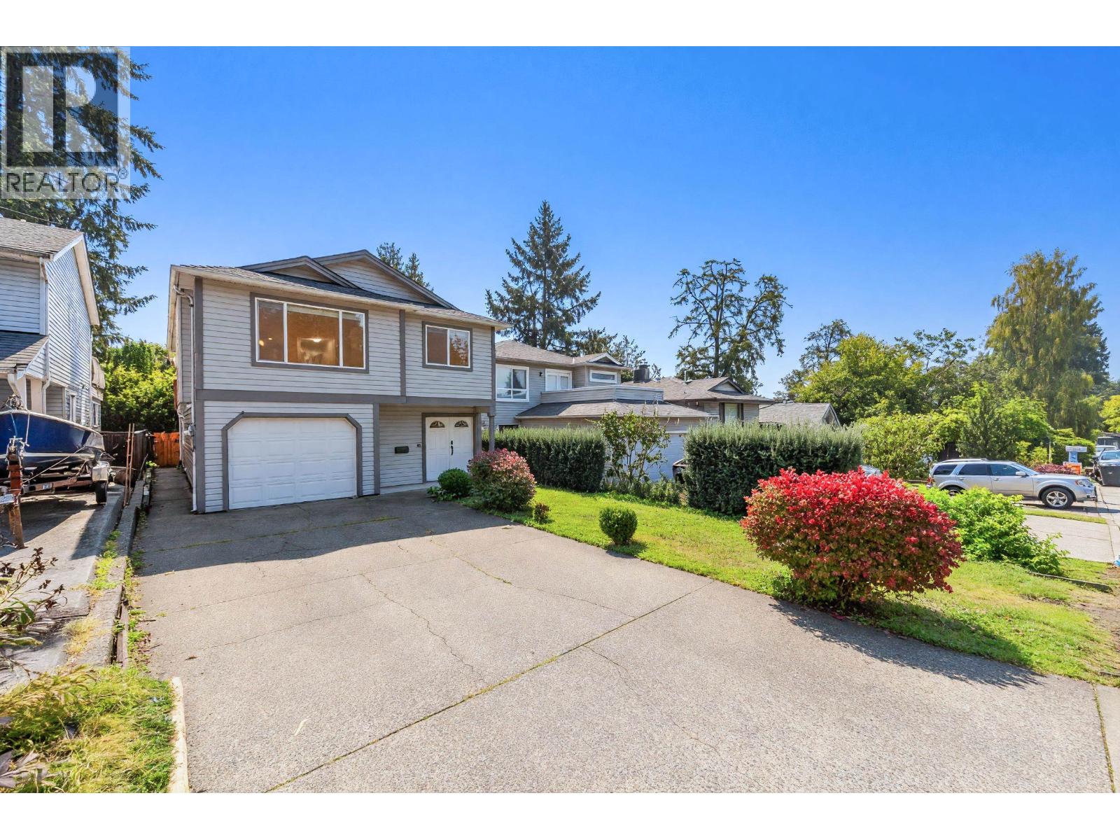 3638 MAGINNIS AVENUE