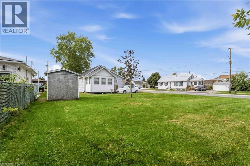 14 Sauer Avenue, Welland, Ontario  L3B 5H2 - Photo 3 - 40867464