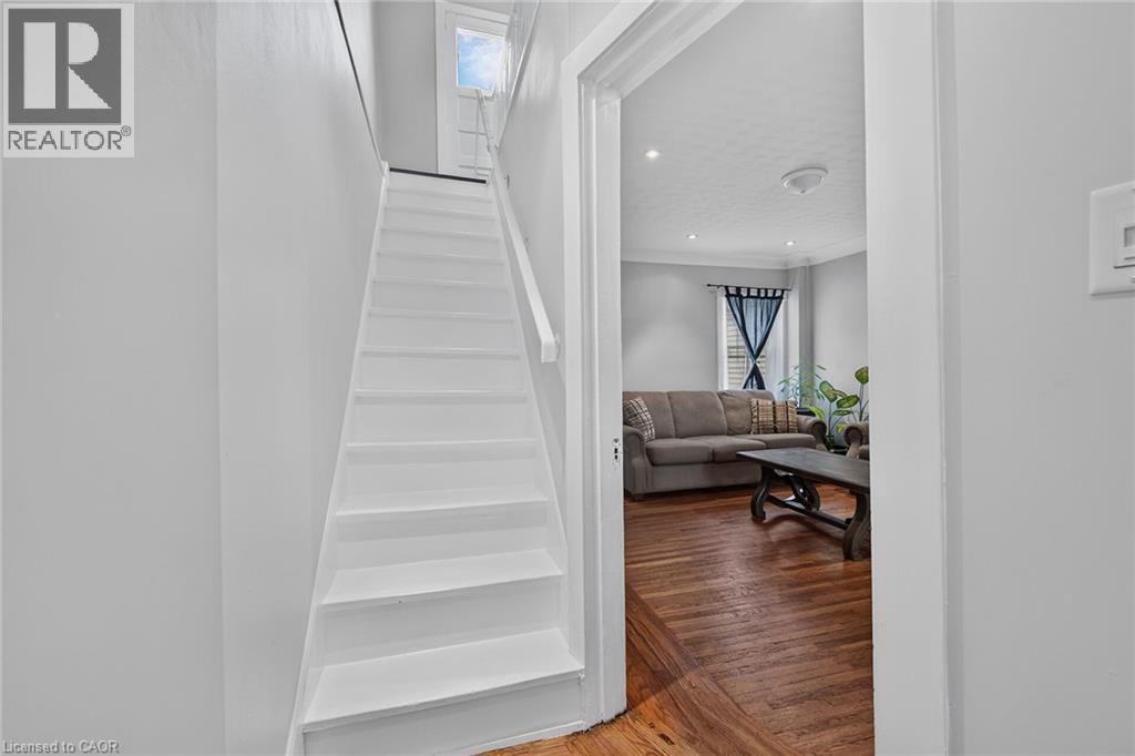 103 Belmont Avenue, Hamilton, Ontario  L8L 7M2 - Photo 23 - 40867181