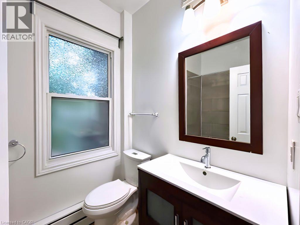 69 Sherman Avenue S Unit# 4, Hamilton, Ontario L8M 2P8 - Photo 10 - 40853674