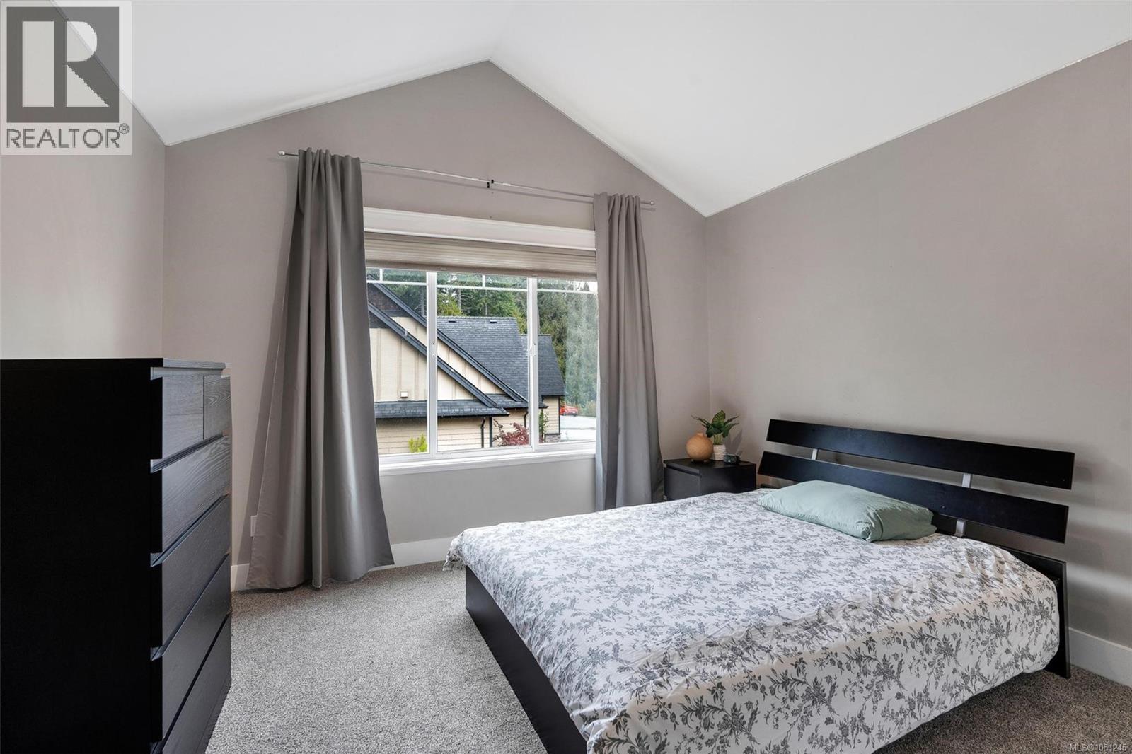 2944 Roozendaal Rd