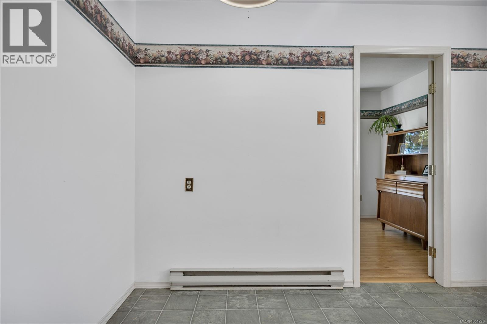 702 Forsyth Ave