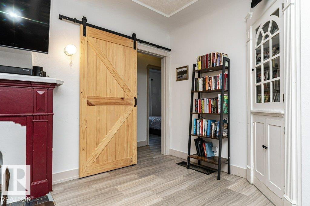 11910 94 ST NW