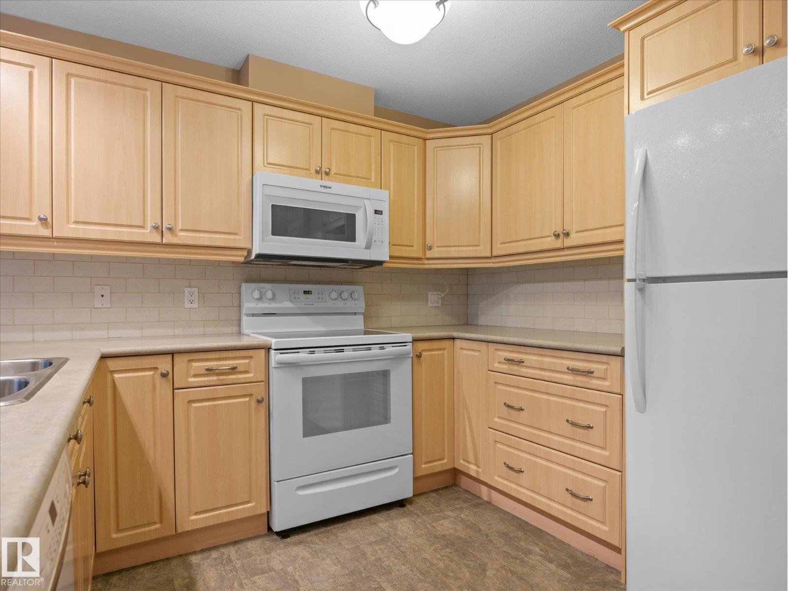 #237 278 SUDER GREENS DR NW