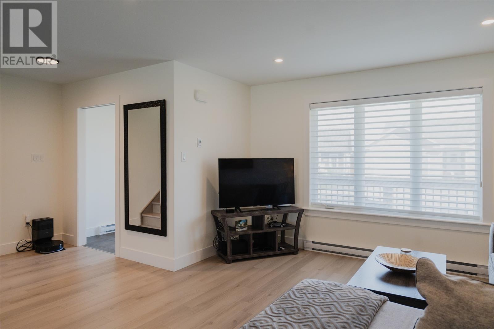 87 Diamond Marsh Drive photo 5