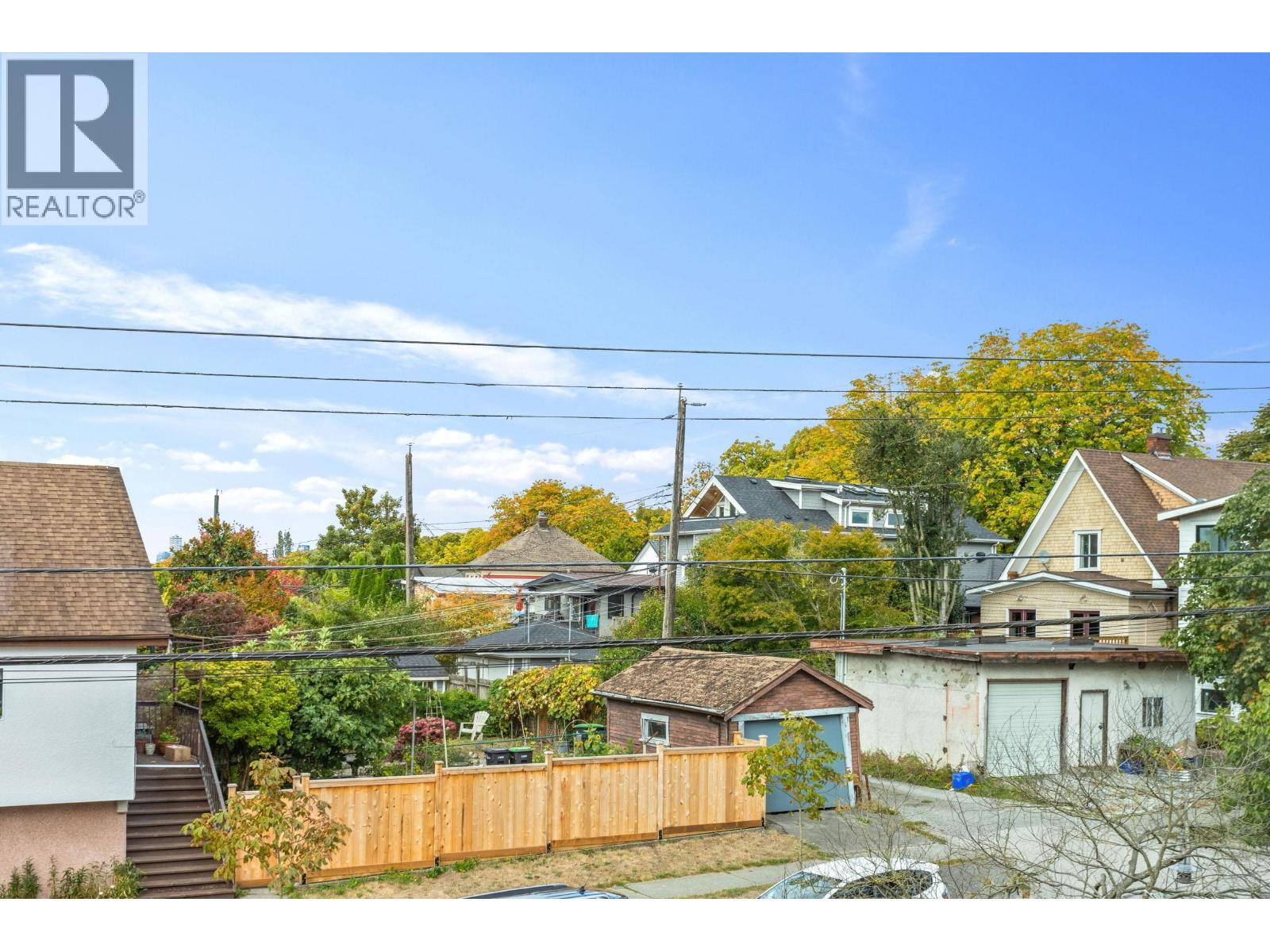 1444 LAKEWOOD DRIVE