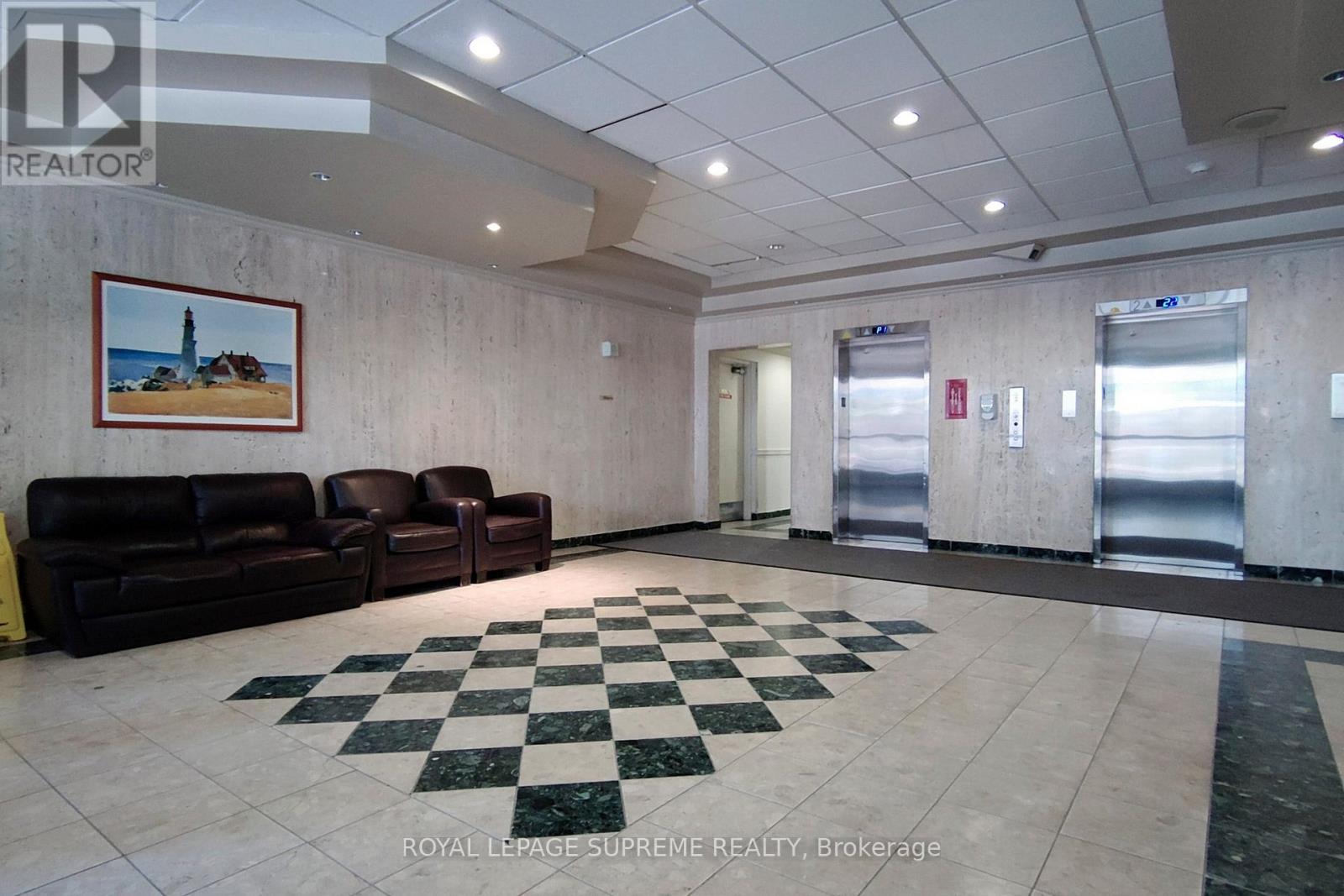 401 - 135 Marlee Avenue, Toronto, Ontario  M6B 4C6 - Photo 6 - W13849894