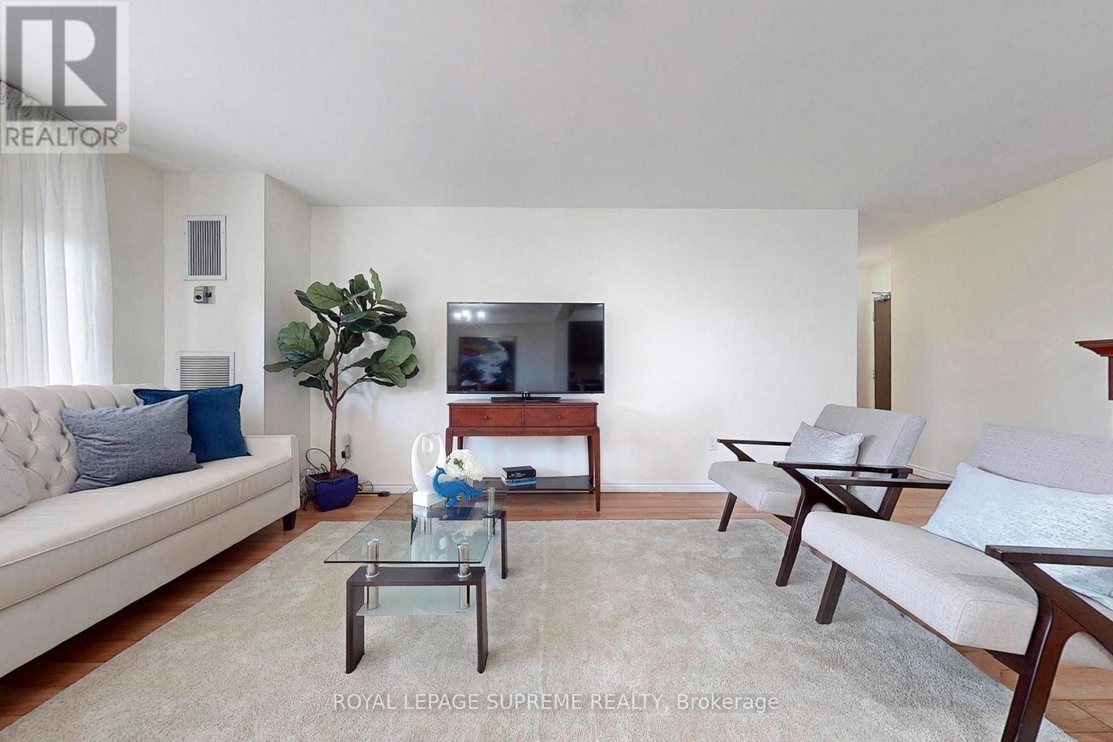 401 - 135 Marlee Avenue, Toronto, Ontario  M6B 4C6 - Photo 8 - W13849894