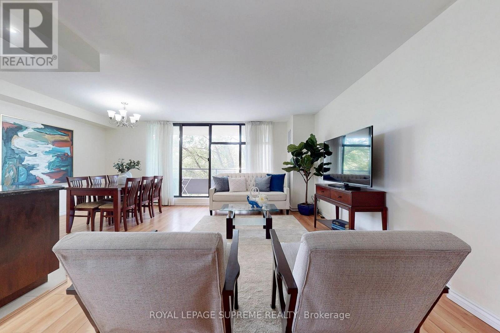 401 - 135 Marlee Avenue, Toronto, Ontario  M6B 4C6 - Photo 9 - W13849894