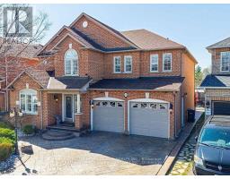 61 WOODVALLEY DRIVE, Brampton, Ontario