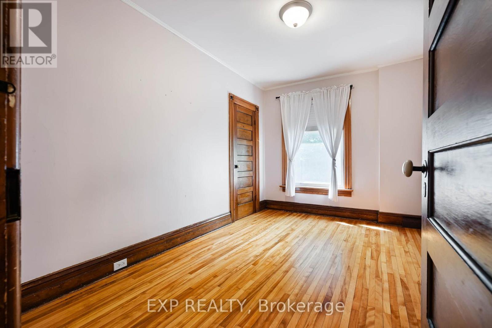Upper - 52 First Street, Orangeville, Ontario  L9W 2E2 - Photo 14 - W13849902