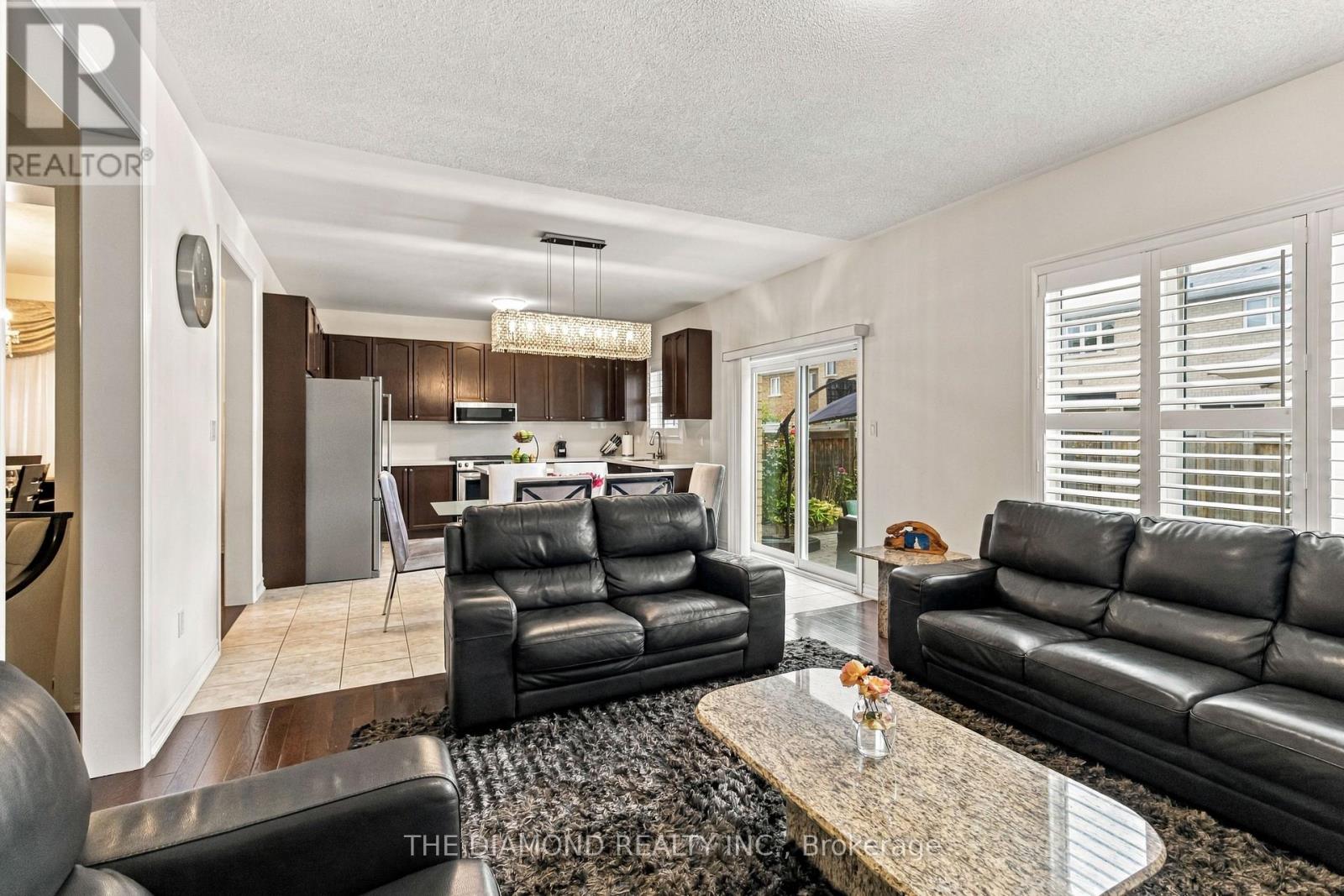 5 Penelope Street, Brampton, Ontario  L6P 3H7 - Photo 10 - W13849956