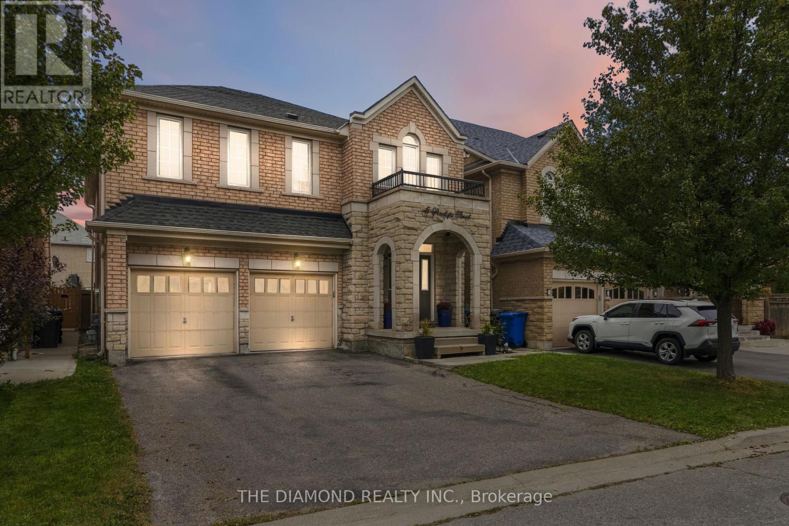 5 Penelope Street, Brampton, Ontario  L6P 3H7 - Photo 2 - W13849956