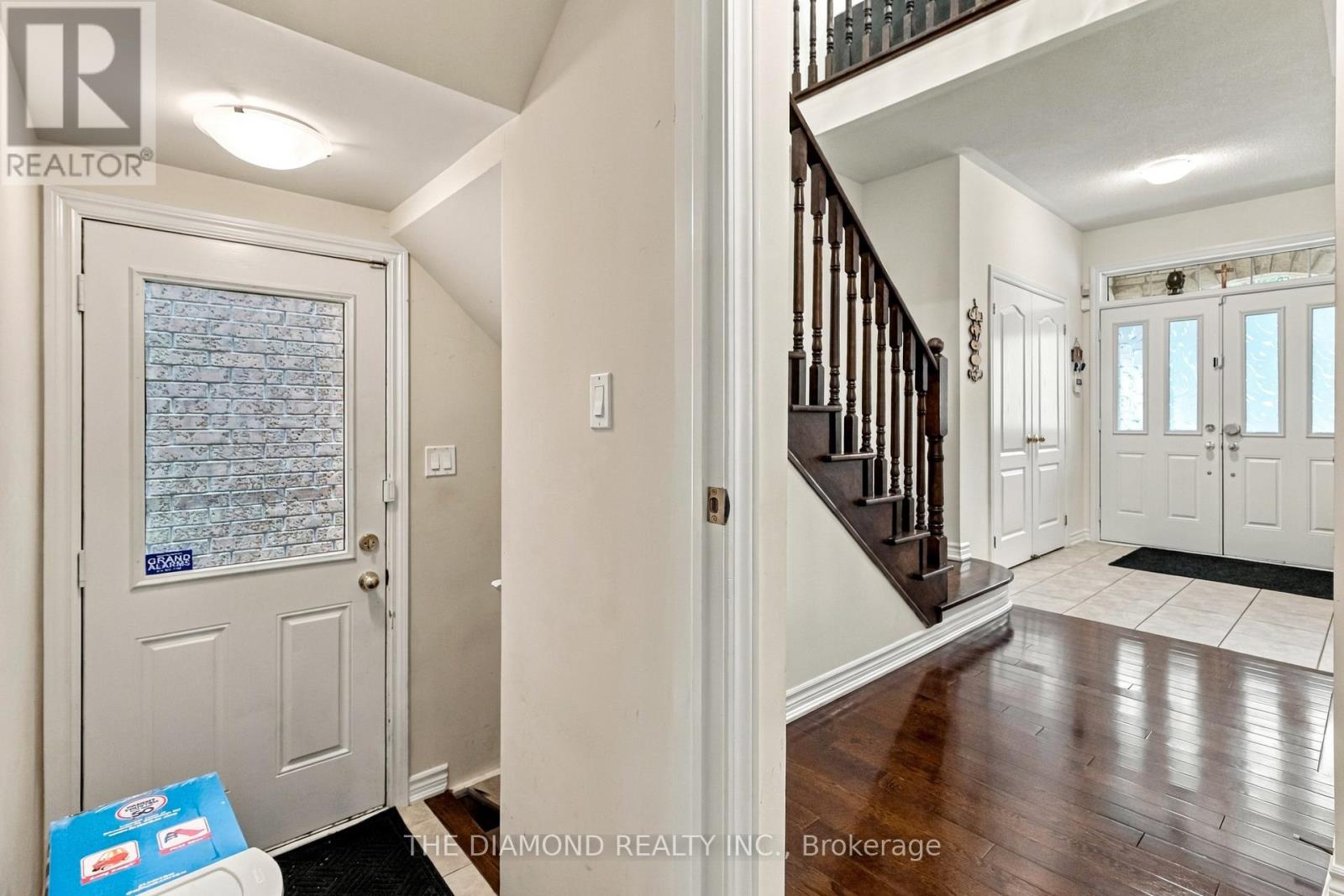 5 Penelope Street, Brampton, Ontario  L6P 3H7 - Photo 8 - W13849956