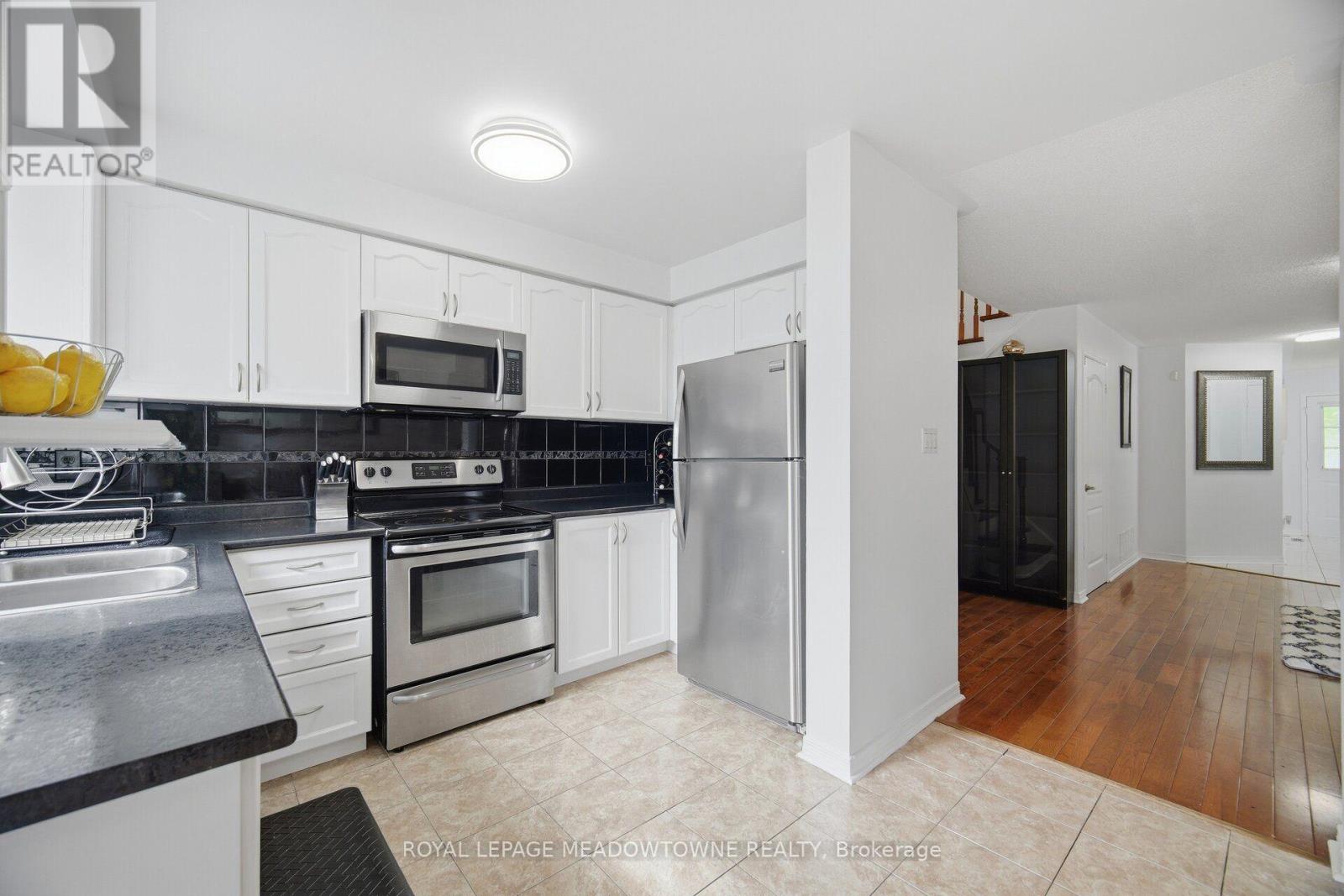 7 Secord Crescent, Brampton, Ontario L6X 4Z3 - Photo 10 - W13849984