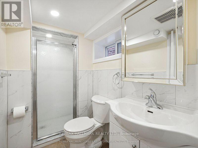 1132 Glengrove Avenue, Toronto, Ontario  M6B 2K4 - Photo 5 - W13850052