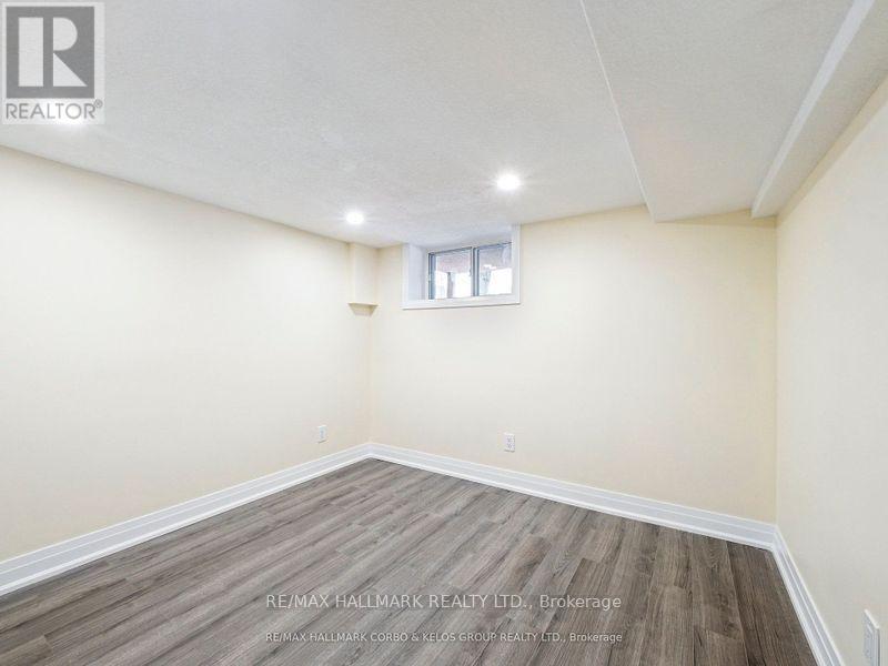 1132 Glengrove Avenue, Toronto, Ontario  M6B 2K4 - Photo 6 - W13850052
