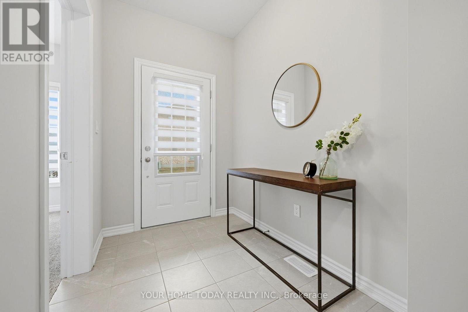 25 Braida Lane, Halton Hills, Ontario  L7J 0B7 - Photo 5 - W13850070