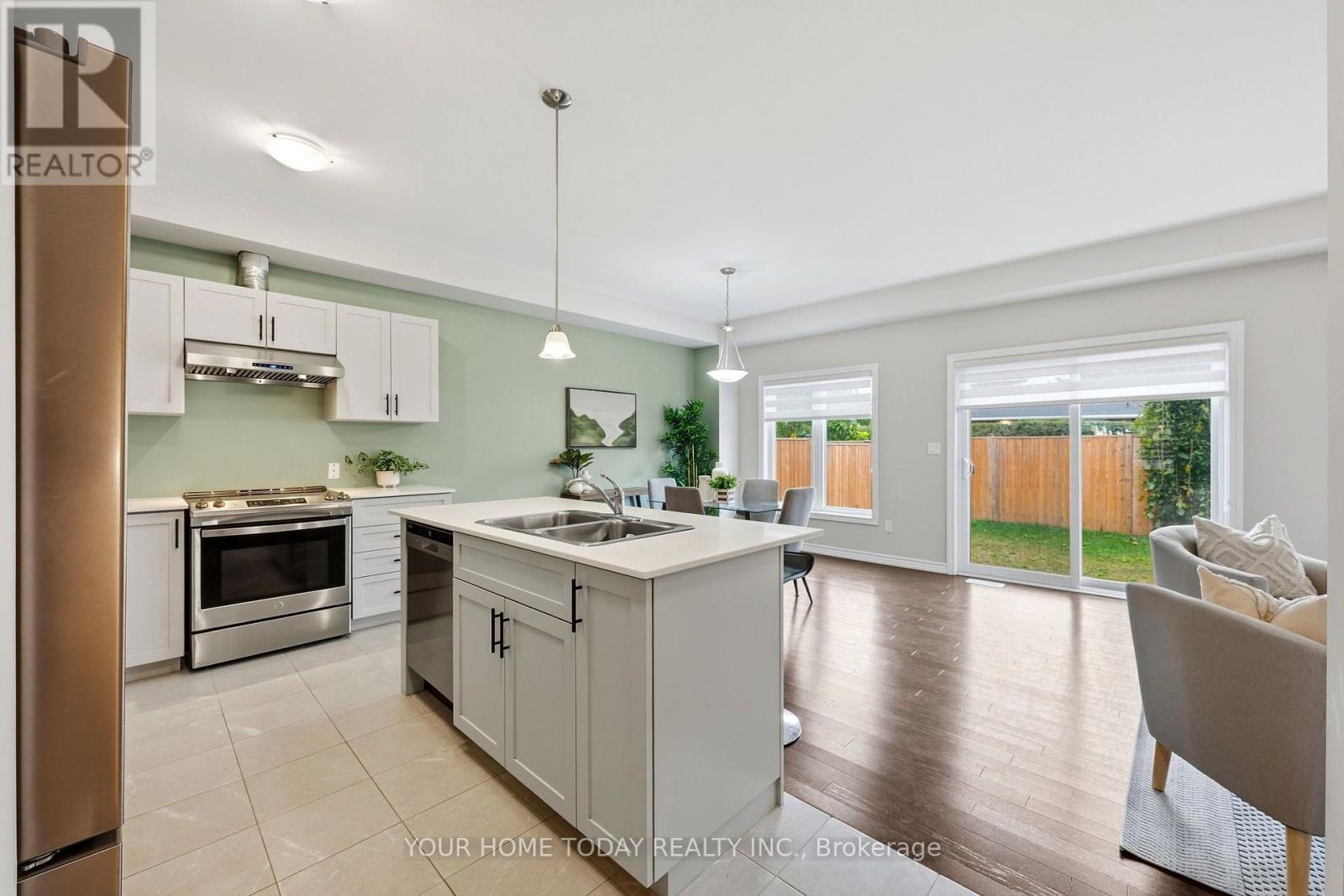 25 Braida Lane, Halton Hills, Ontario  L7J 0B7 - Photo 6 - W13850070