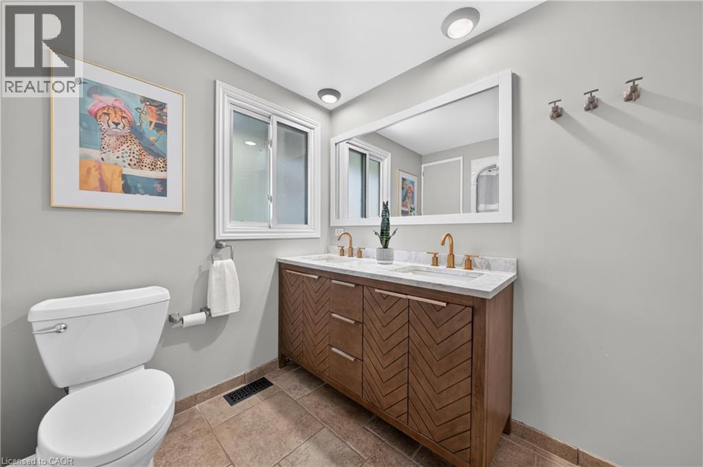 13 Southwick Place, Waterloo, Ontario  N2K 1V4 - Photo 33 - 40868031