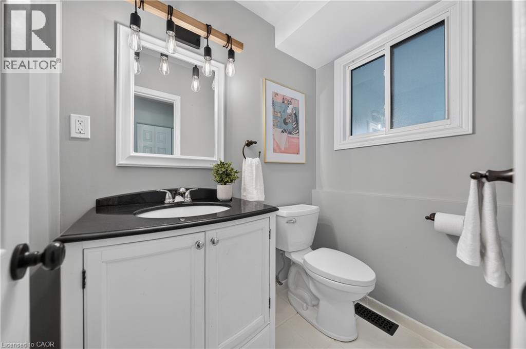 13 Southwick Place, Waterloo, Ontario  N2K 1V4 - Photo 39 - 40868031