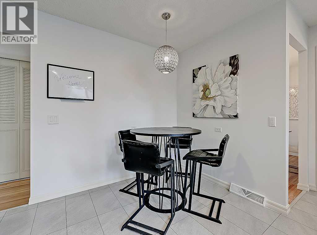 5864 Dalford Hill NW, Calgary, Alberta  T3A 1L6 - Photo 11 - A2349346