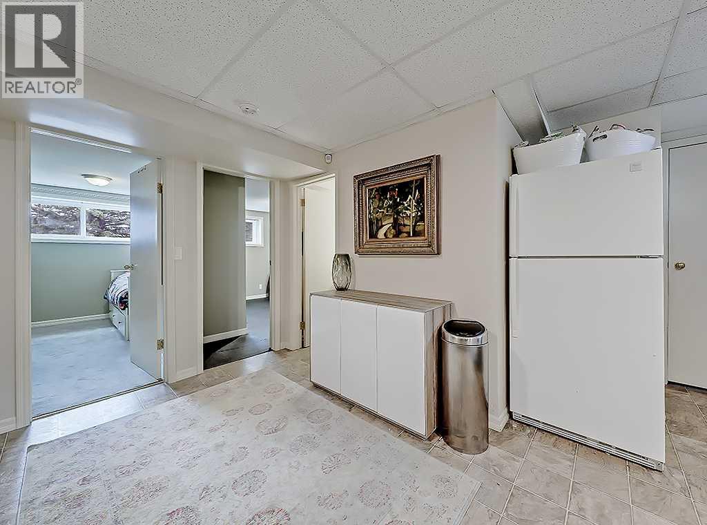 5864 Dalford Hill NW, Calgary, Alberta  T3A 1L6 - Photo 39 - A2349346