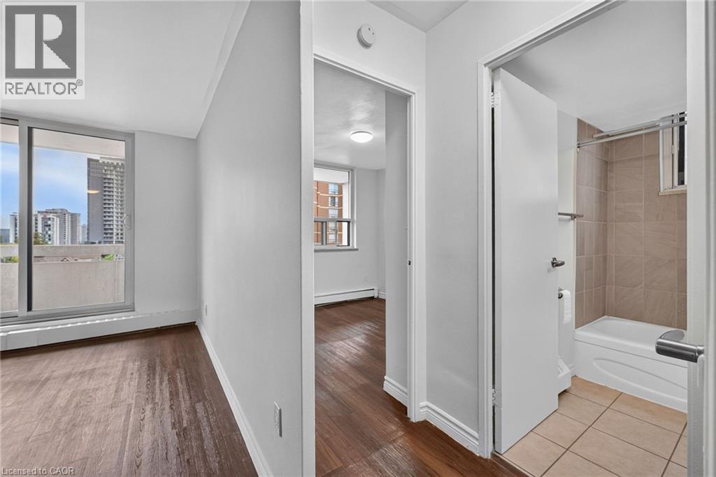 223 Jackson Street W Unit# 908, Hamilton, Ontario  L8P 4R4 - Photo 11 - 40868196