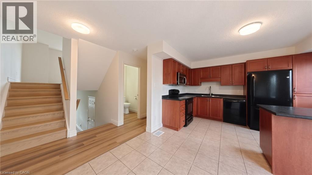 250 Parkvale Drive, Kitchener, Ontario  N2R 1Y8 - Photo 7 - 40868181