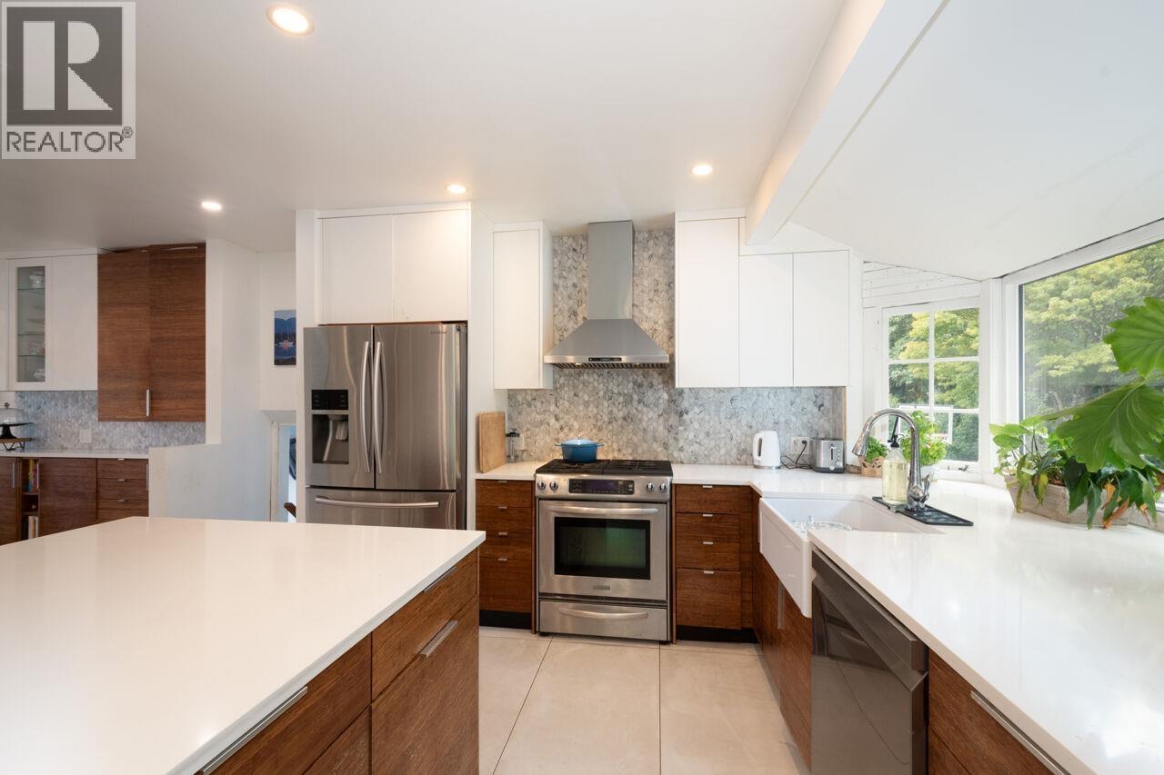 4325 Morgan Crescent, West Vancouver, British Columbia  V7V 2P1 - Photo 11 - R3169599