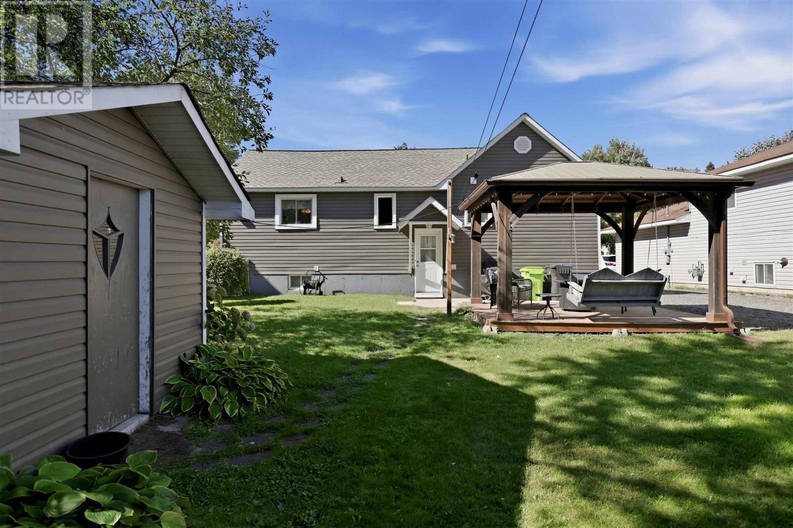 435 Chambers Ave, Sault Ste. Marie, Ontario  P6A 4W4 - Photo 29 - SM262704