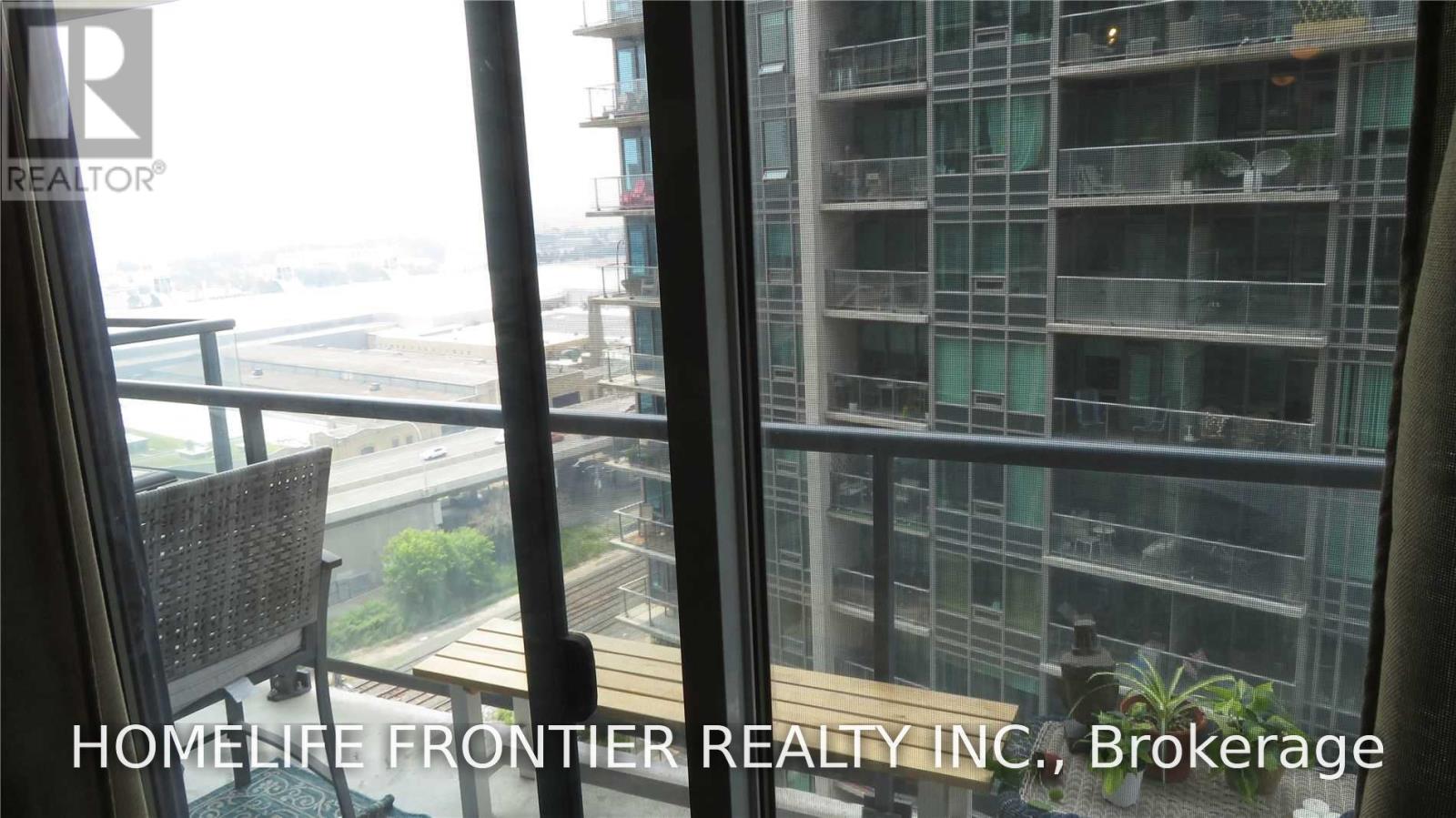 1601 - 51 East Liberty Street, Toronto, Ontario  M6K 3P8 - Photo 13 - C13849112