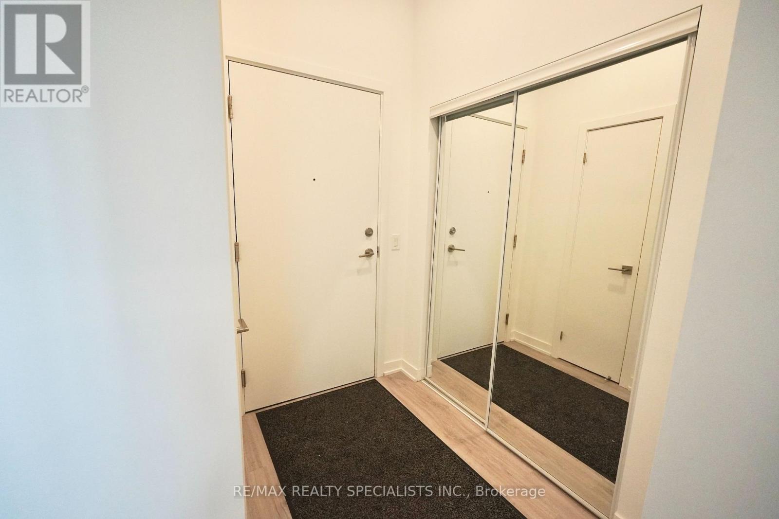 908 - 252 Church Street, Toronto, Ontario  M5B 1Z2 - Photo 2 - C13850006