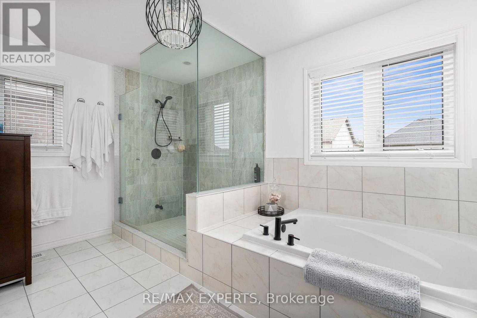 20 Hackett Street, New Tecumseth, Ontario  L9R 1V2 - Photo 33 - N13849328